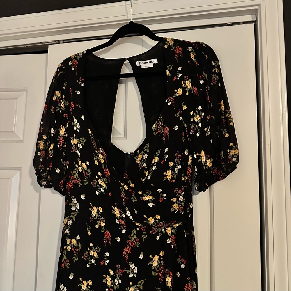 Reformation Vionette Midi Dress in Wildflower - Picture 5 of 8